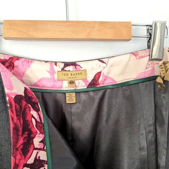 Ted Baker Wool Pencil Skirt Fitted Ruffled Back Office Classic Designer Grey - Picture 9 of 13